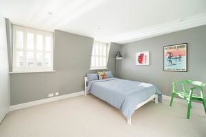 Photo 16- click for photo gallery